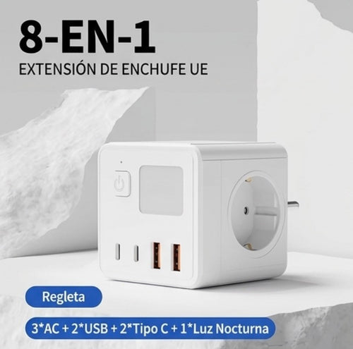 1 regleta UE, 3 enchufes de CA, 2 puertos USB y 2 puertos tipo C y con una pequeña luz nocturna de 3 colores.